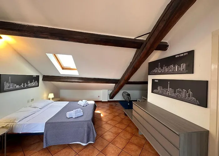 Mondadori Apartment - Luxury Terrace near Porta Nuova, Duomo&Navigli